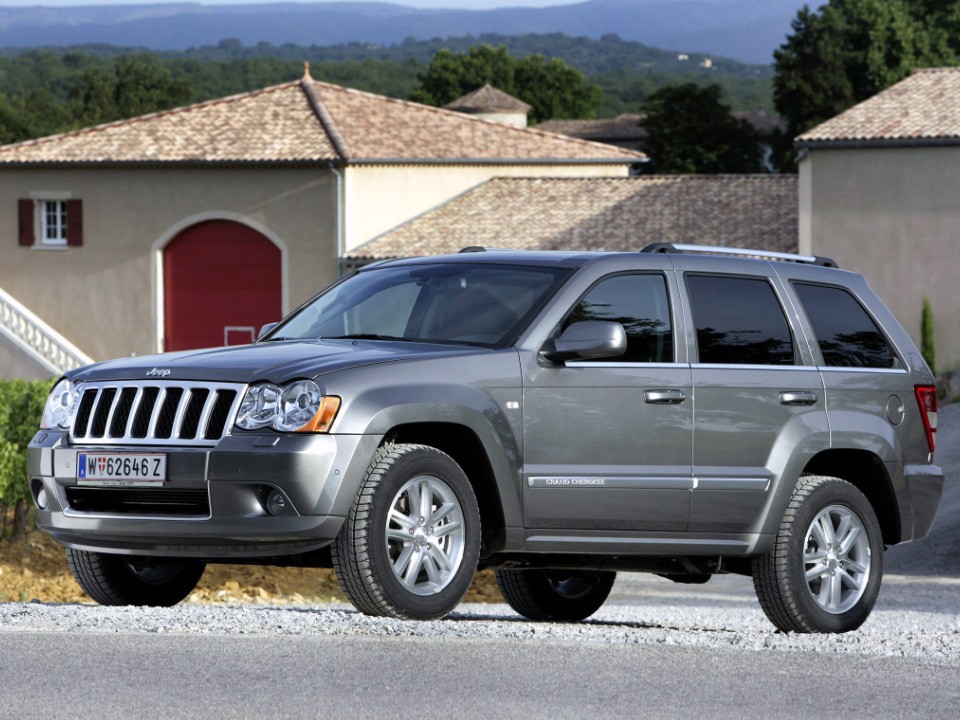 Купить кузовной порог для Jeep Grand Cherokee III по